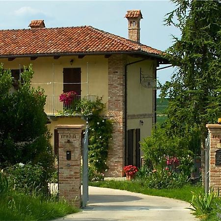 Agriturismo Tre Stelle Barbaresco Eksteriør billede