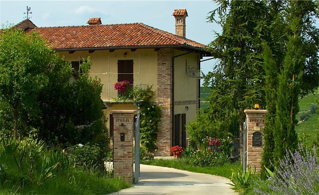 Agriturismo Tre Stelle Barbaresco Eksteriør billede