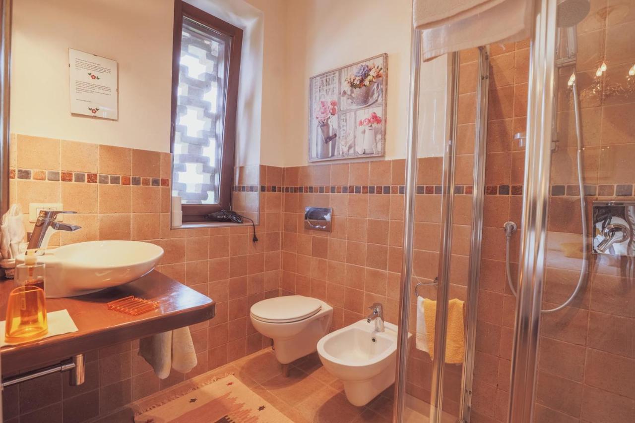 Agriturismo Tre Stelle Barbaresco Eksteriør billede