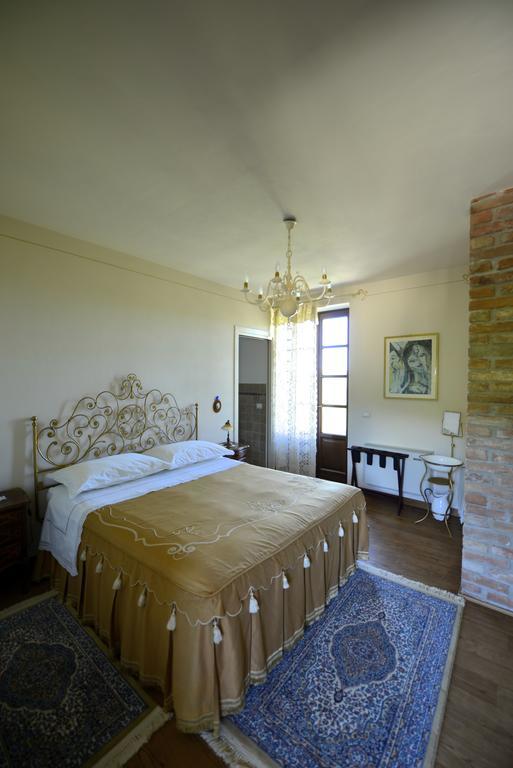 Agriturismo Tre Stelle Barbaresco Værelse billede