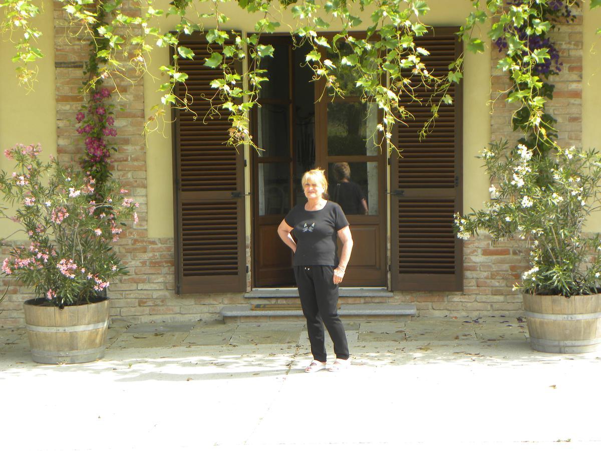 Agriturismo Tre Stelle Barbaresco Eksteriør billede